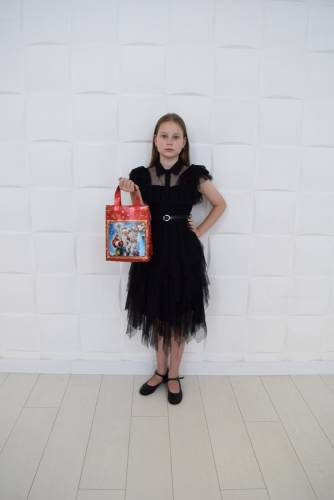 С сюрпризом 