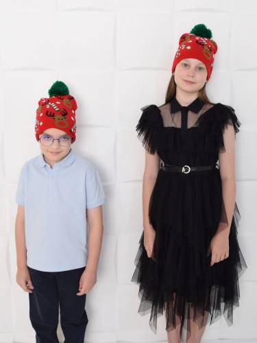 Шапка вязаная новогодняя 